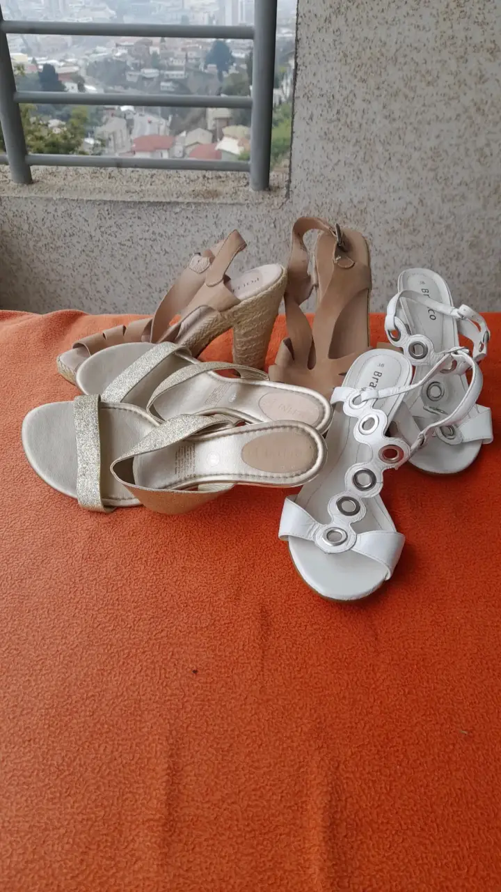 Set de sandalias mujer Pollini y Branco - 2