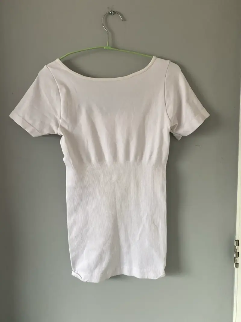 Polera blanca con encaje - 2