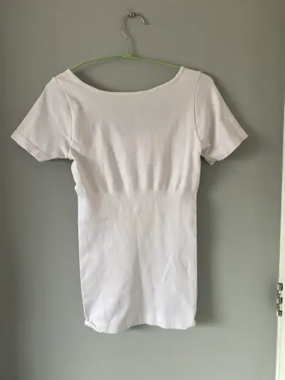 Polera blanca con encaje - miniatura 2