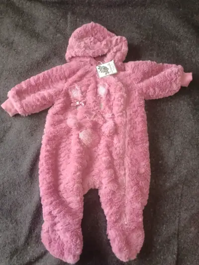 Enterito rosado con capucha peluche - miniatura 1