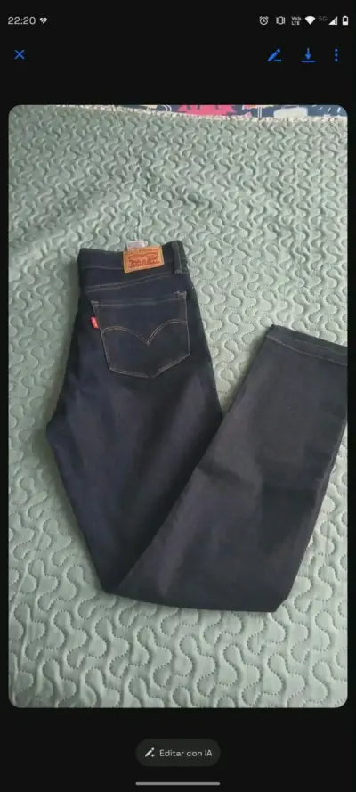 Jeans Levis oscuros - miniatura 2