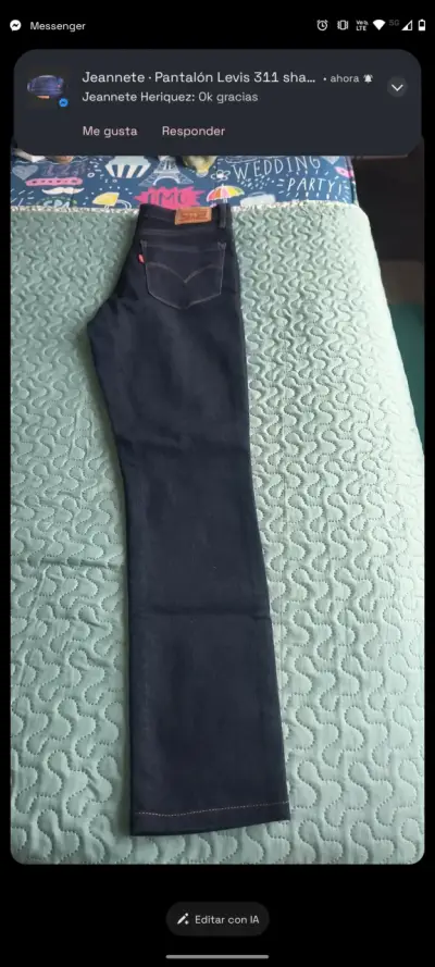 Jeans Levis oscuros - miniatura 4