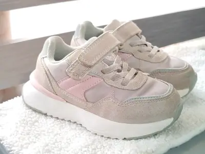 Zapatillas de niña beige rosadas - miniatura 1
