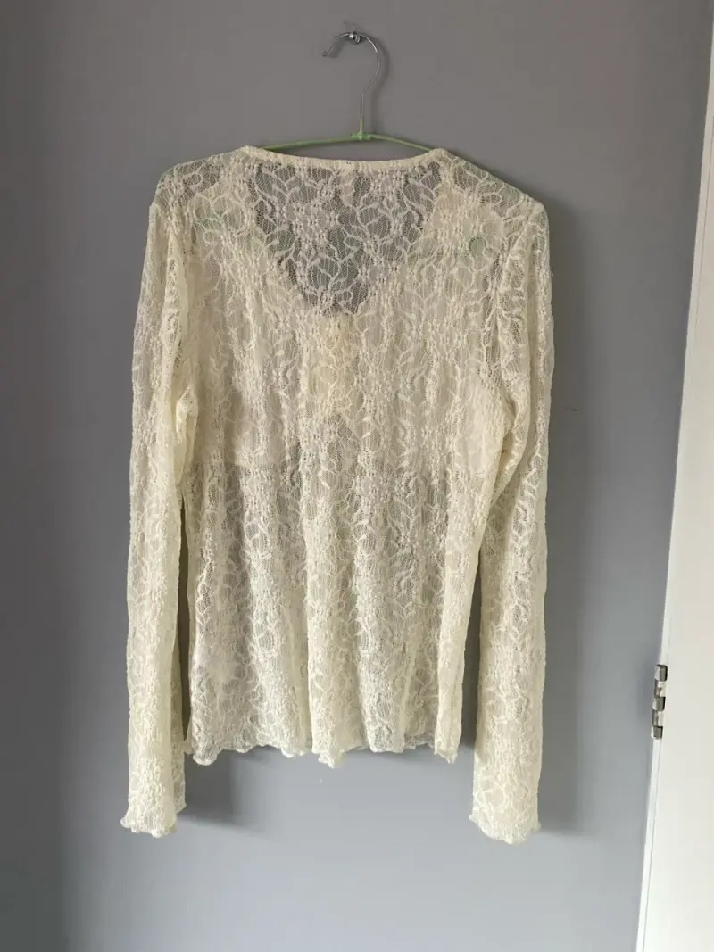 Blusa de encaje blanca - 2