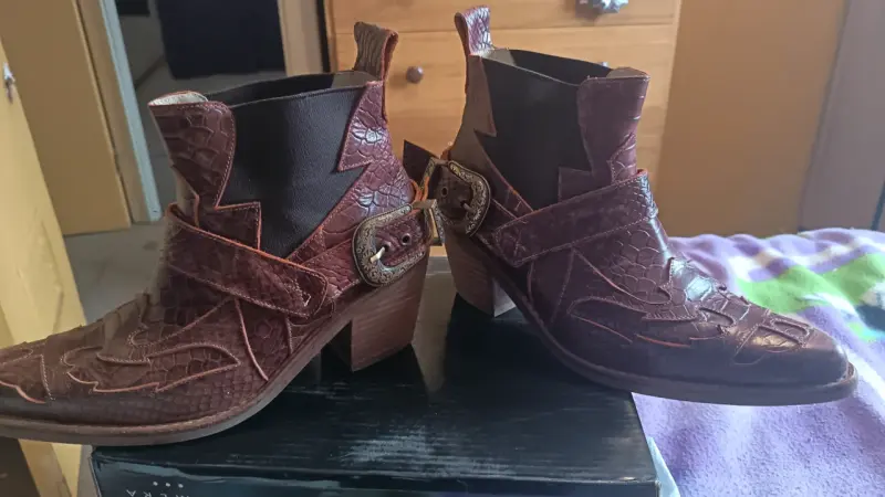 Botines beige de cuero desgastado - 5