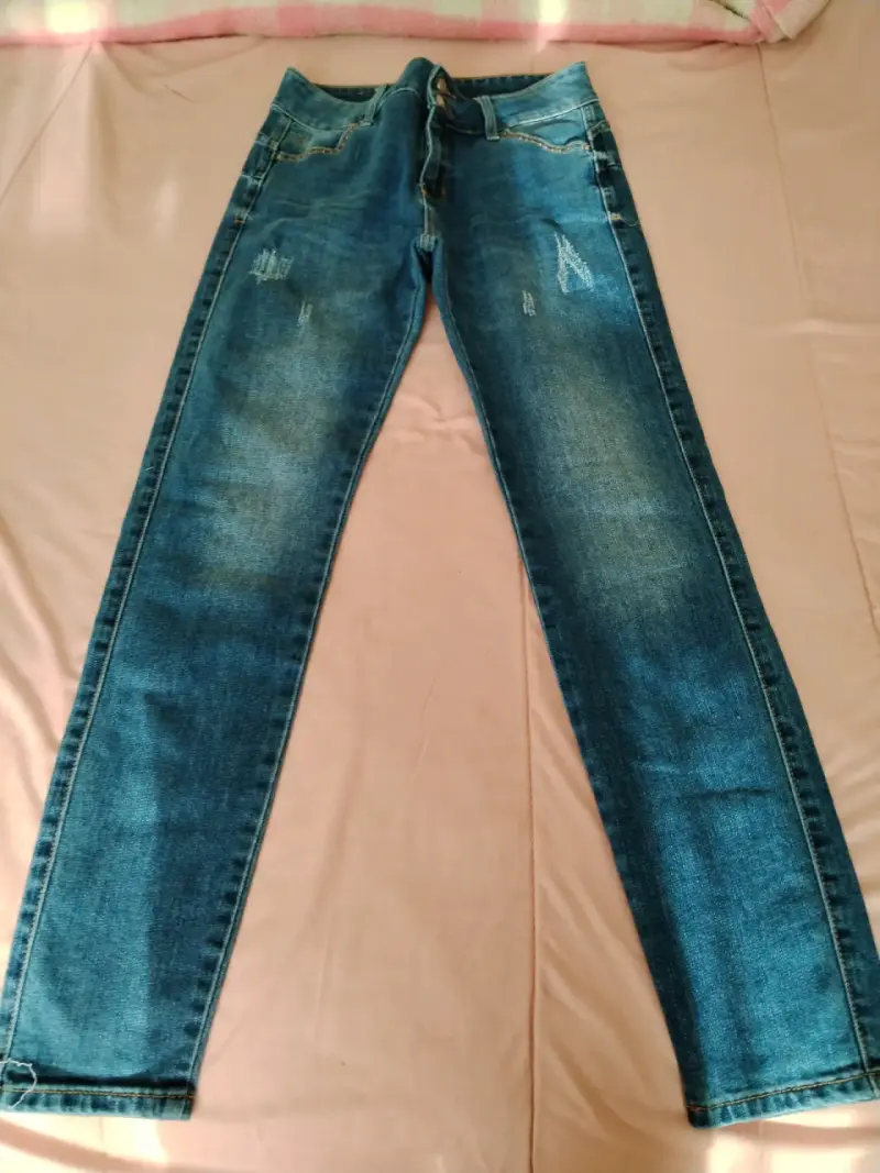 Jeans azul desgastados - 1