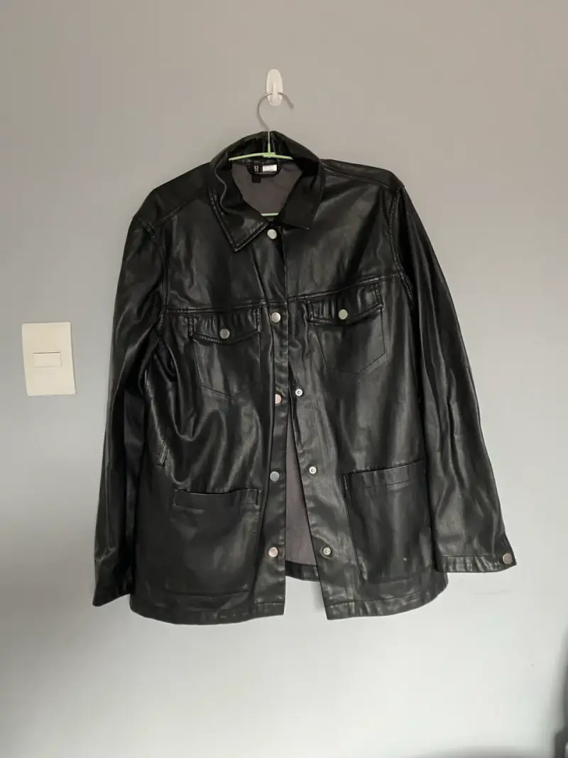 Chaqueta de cuero negro - 1