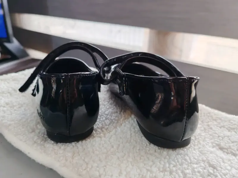 Zapatos negros de charol para niña - 5