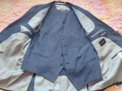 Traje formal azul oscuro - miniatura 2