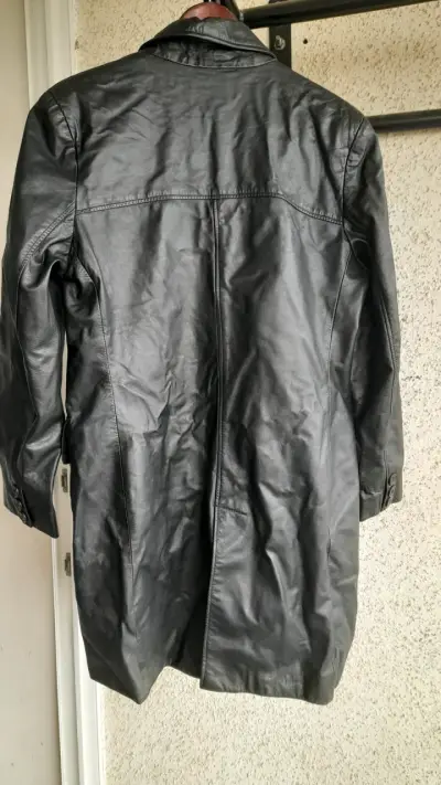 Chaqueta basement 100% cuero larga negra - miniatura 3