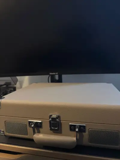 Tocadiscos vintage beige - miniatura 1