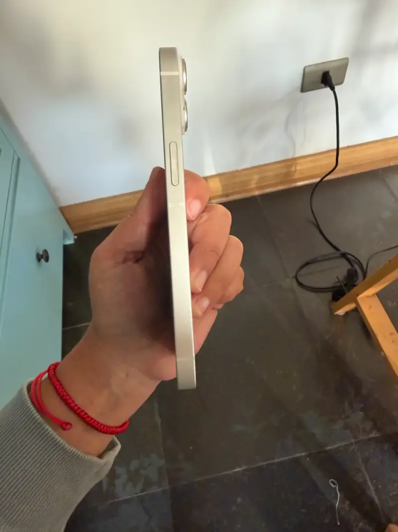 iPhone 14 - 128gb - 4