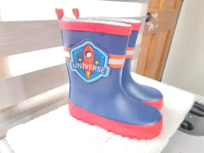 Botas de lluvia azul y rojo - miniatura 3