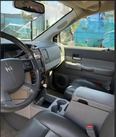 Dodge Durango 2011 - miniatura 4