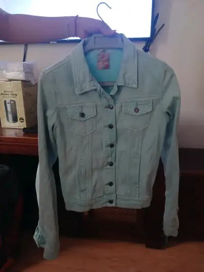Chaqueta de mezclilla azul claro - miniatura 1