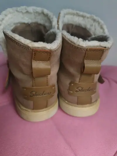 Botas Skechers con forro polar - miniatura 1