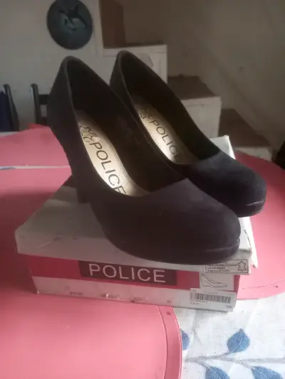 Zapatos de taco alto negro - miniatura 2
