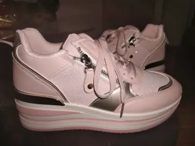 Zapatillas deportivas rosas - miniatura 2