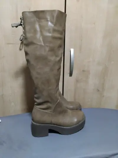 Botas altas marrones - miniatura 4