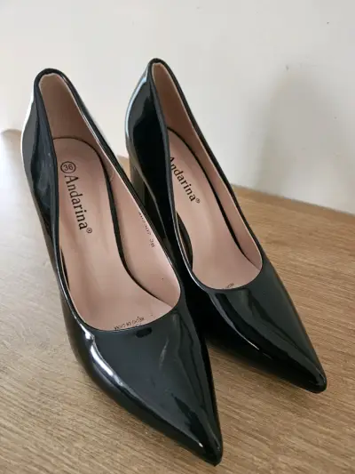Zapatos de taco negro Andarina - miniatura 1