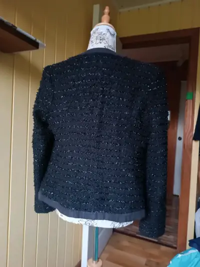 Chaqueta estilo tweed negra - miniatura 3