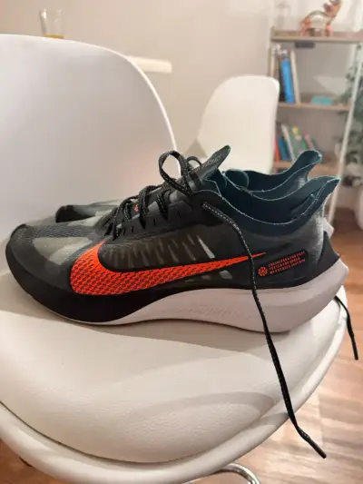 Zapatillas deportivas Nike negras - miniatura 2