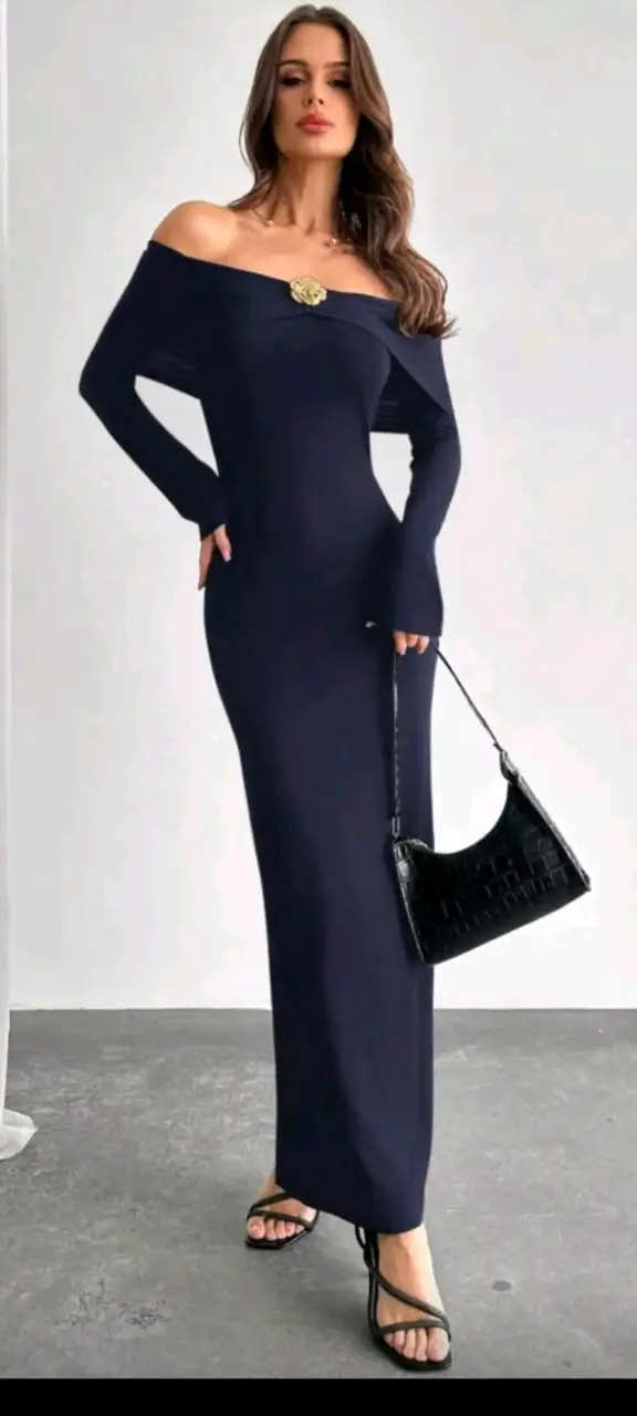 Vestido largo azul marino elegante
