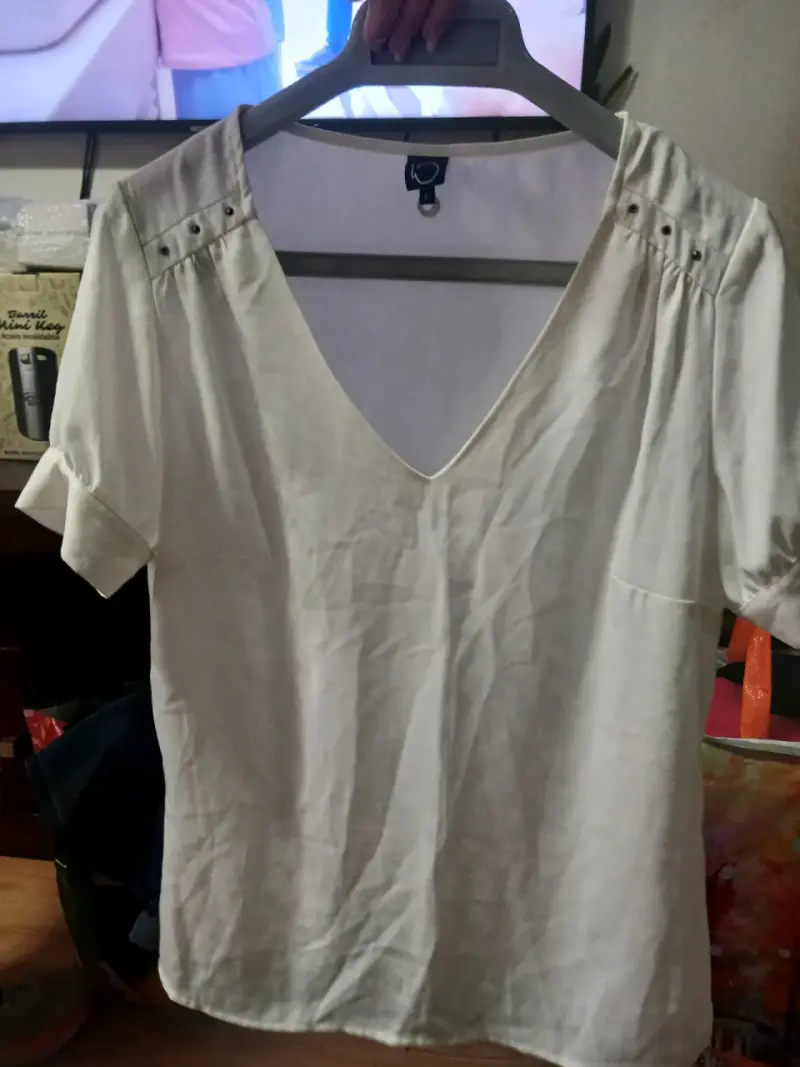 Polera blanca de mujer - 1