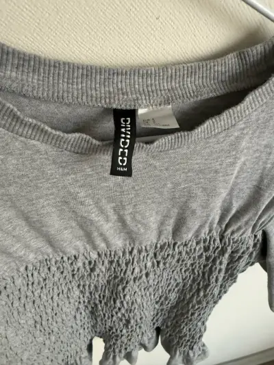 Polera gris texturizada mujer - miniatura 2