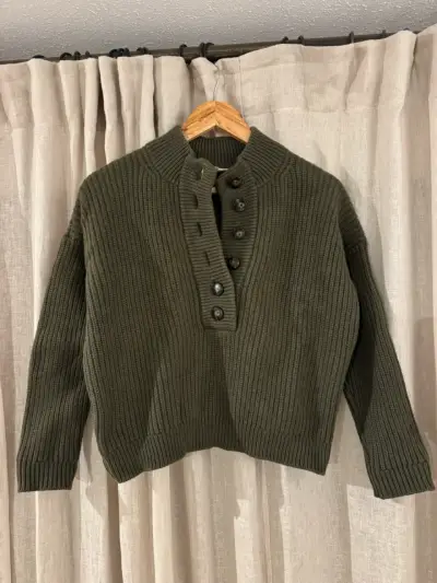 Sweater lana Sézane verde con botones - miniatura 1