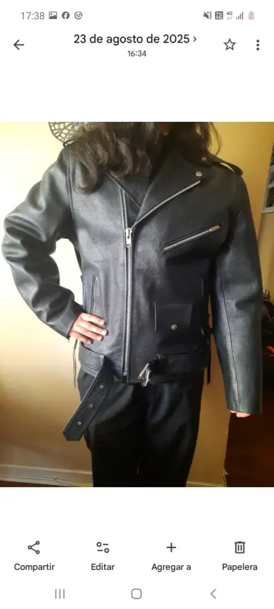 Chaqueta de cuero negro - miniatura 1
