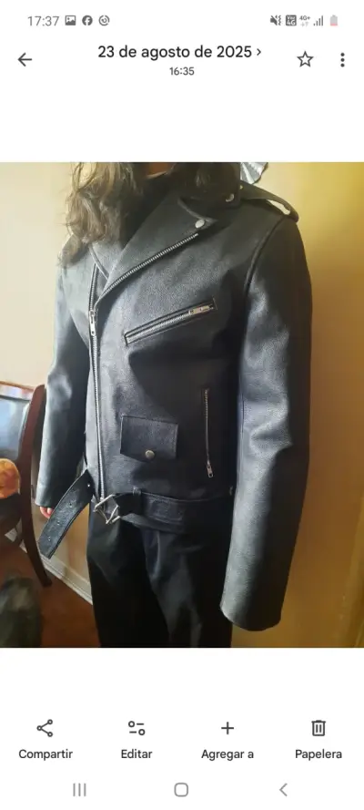Chaqueta de cuero negro - miniatura 2