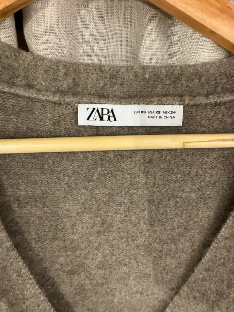 Chaleco con lana Zara beige - 2