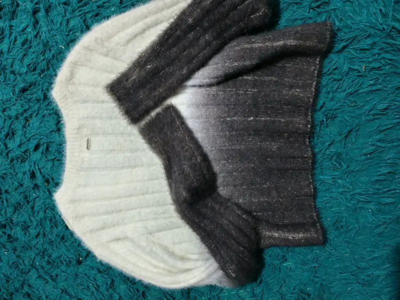 Suéter degradé negro y blanco - 2