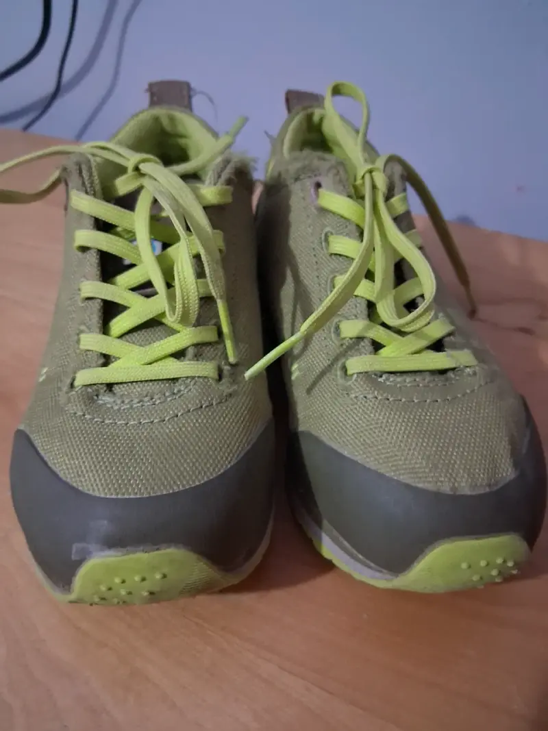 Zapatillas deportivas verdes - 2