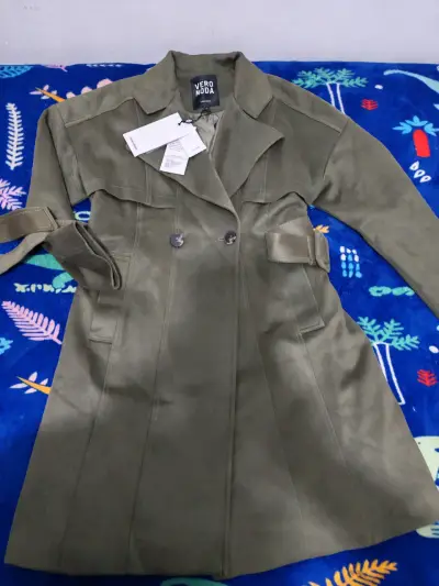 Abrigo verde Vero Moda nuevo - miniatura 3