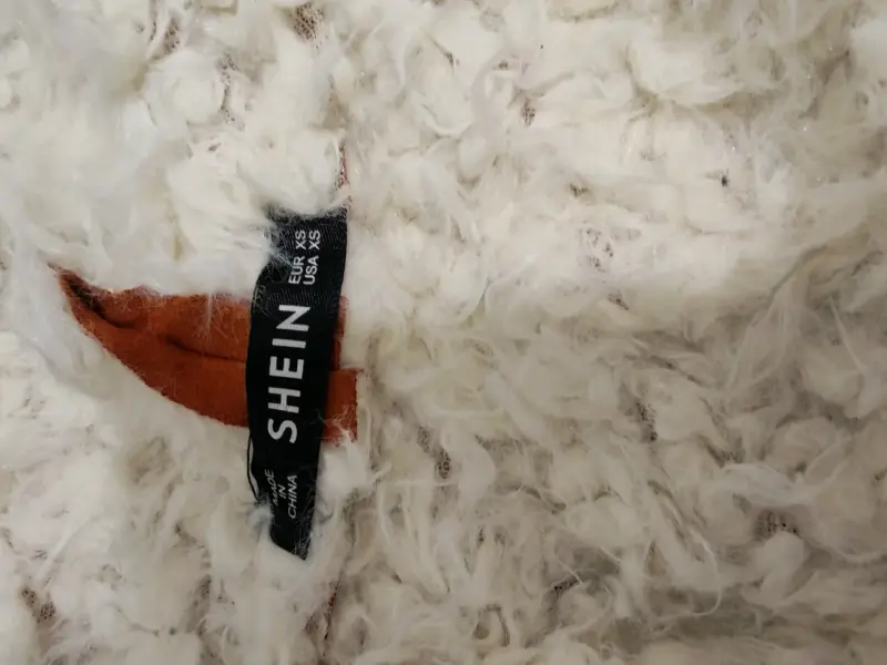 Chaleco marrón con forro peludo - 2
