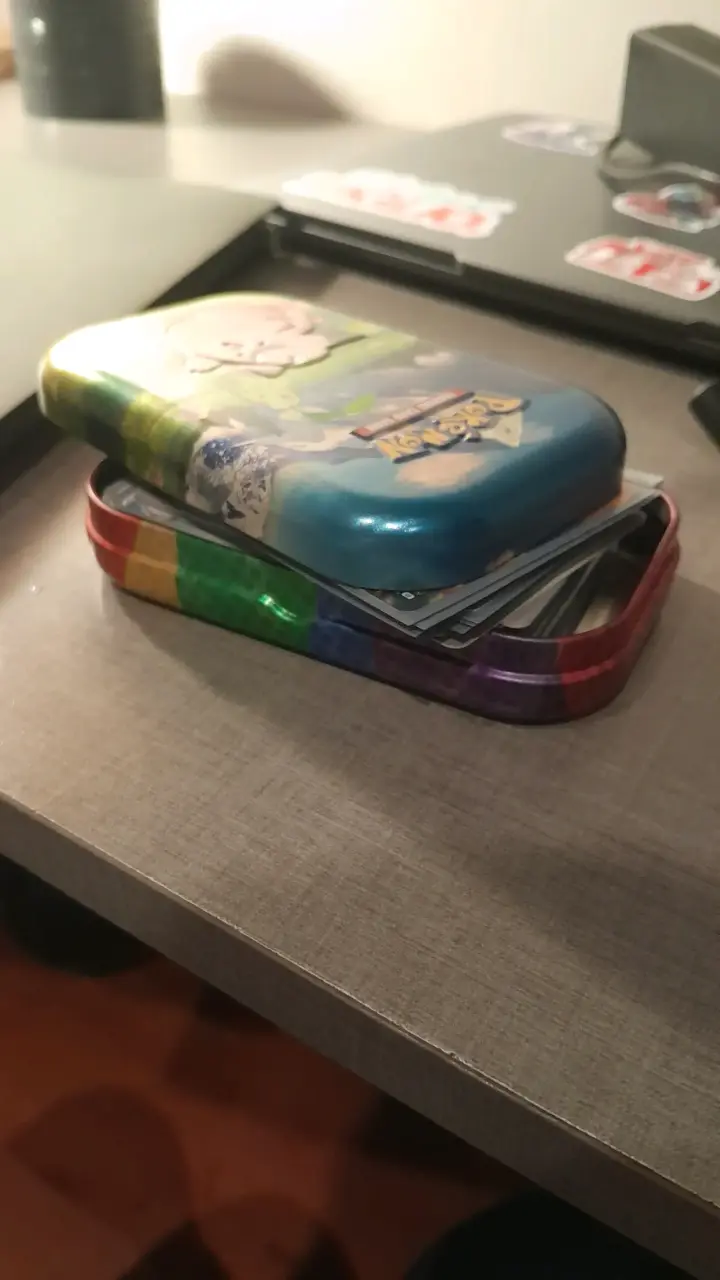 Lata de colección Pokémon - 1