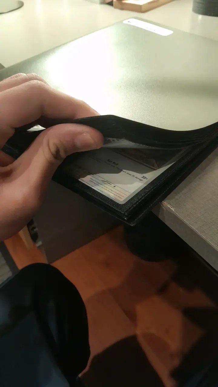 Lata de colección Pokémon - 2