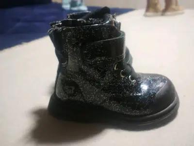 Botas infantiles glitter negras - miniatura 2