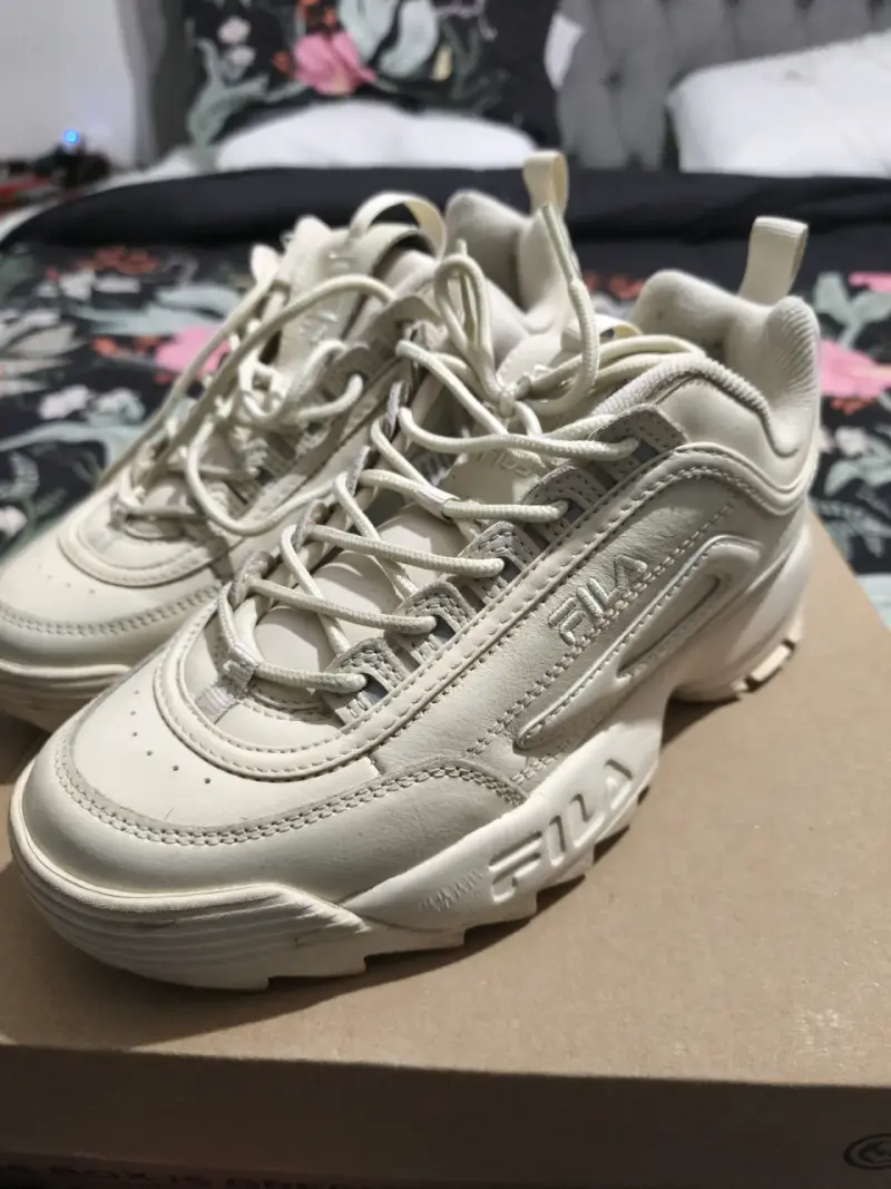 Zapatillas Fila blancas - 2