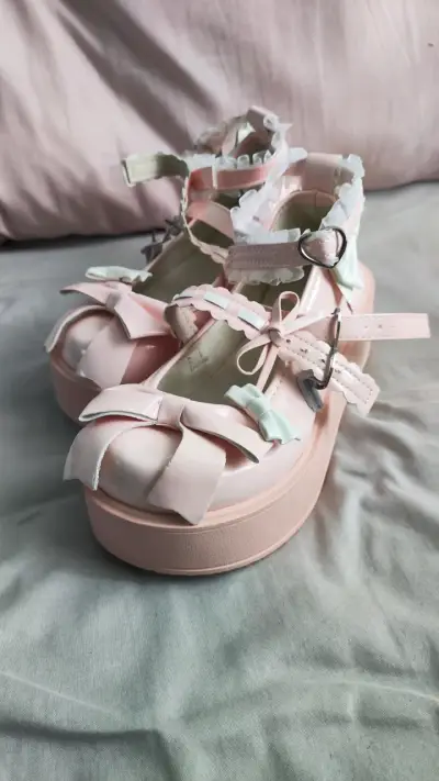 Zapatos rosas con lazos tipo lolita - miniatura 2