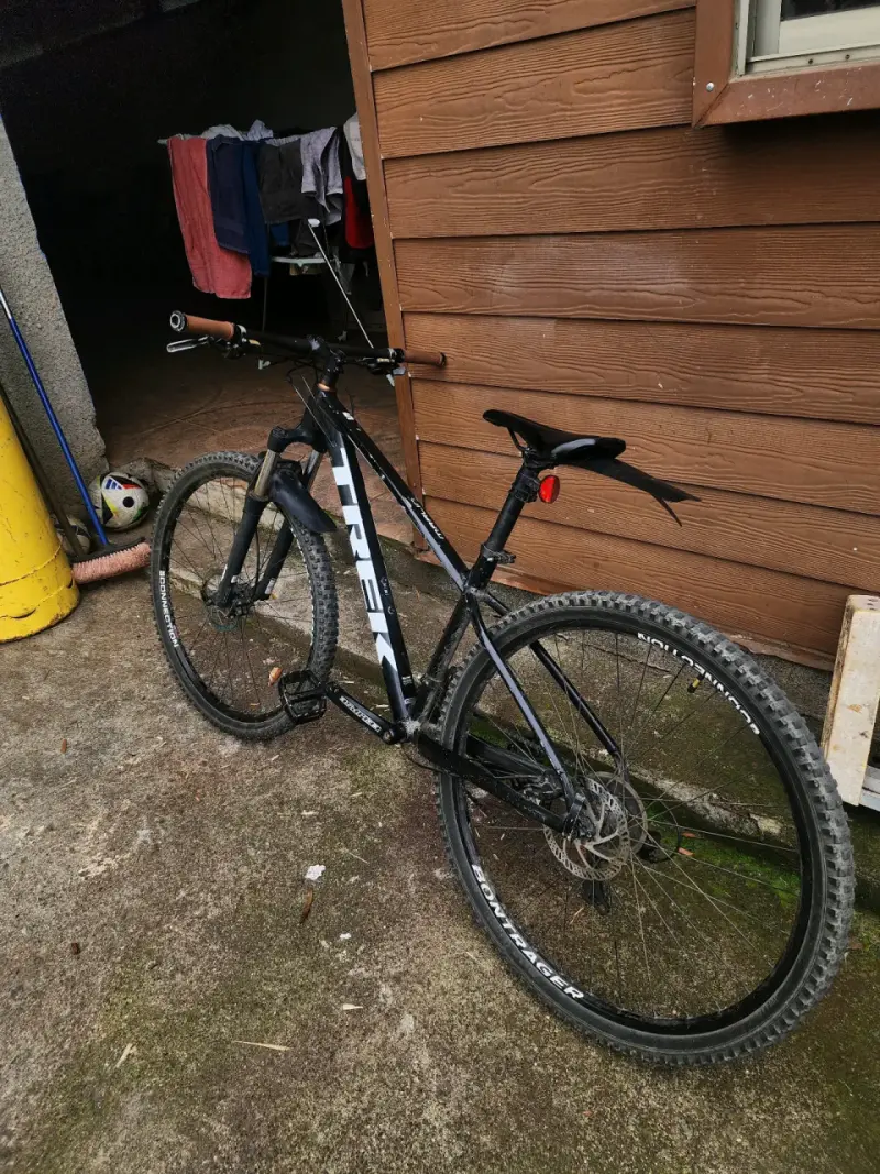 Bicicleta montaña Trek negra marlin 5 - 3
