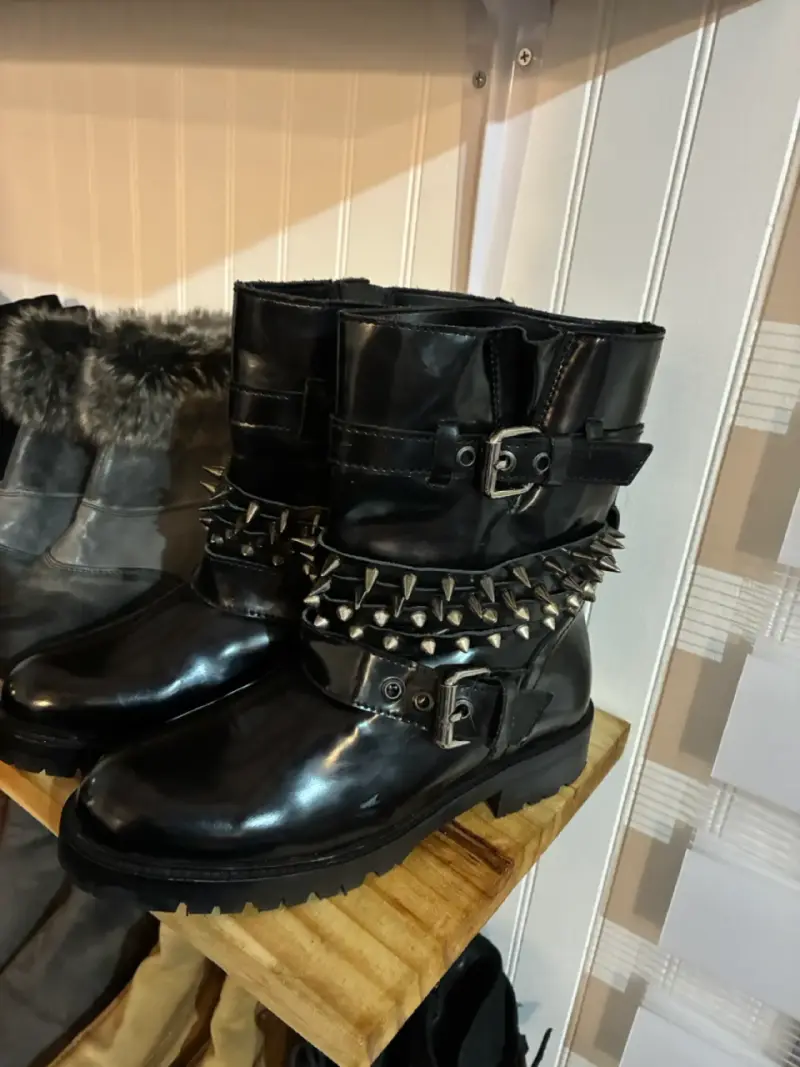 Botas negras Zara - 1