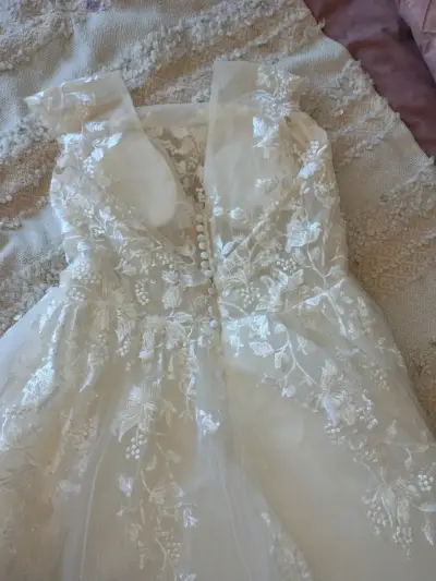 Vestido de novia Nuevo talla L - miniatura 5