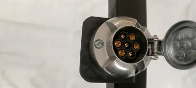 Enganche de remolque para auto - miniatura 2