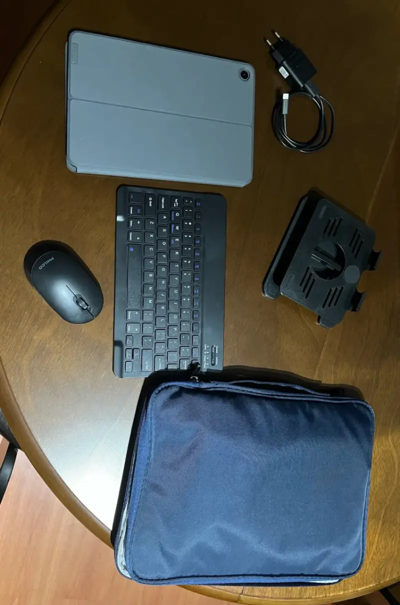 Lenovo TAB M10, con accesorios, precio conversable - 1