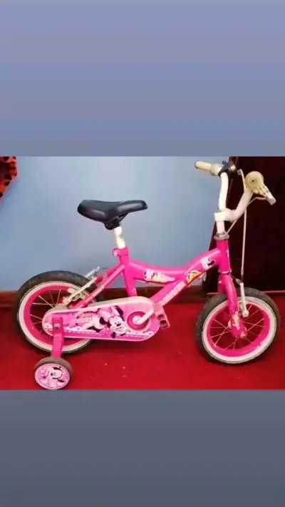 Bicicleta infantil Minnie rosa - miniatura 2