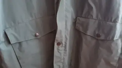 Chaqueta impermeable verde oliva DOITE talla M - miniatura 4
