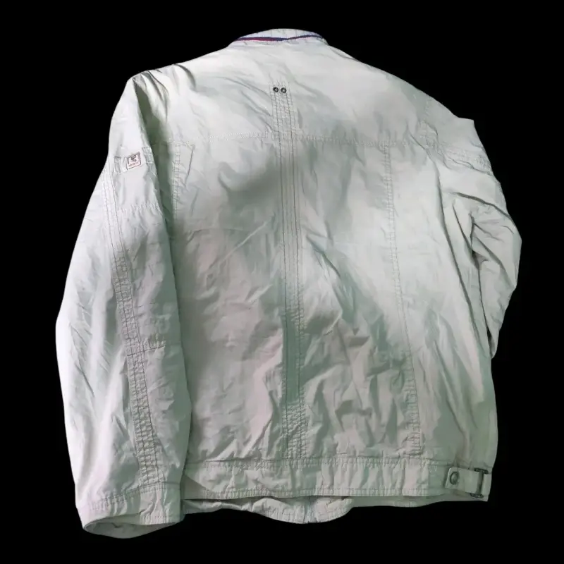 Chaqueta blanca con cremallera - 2